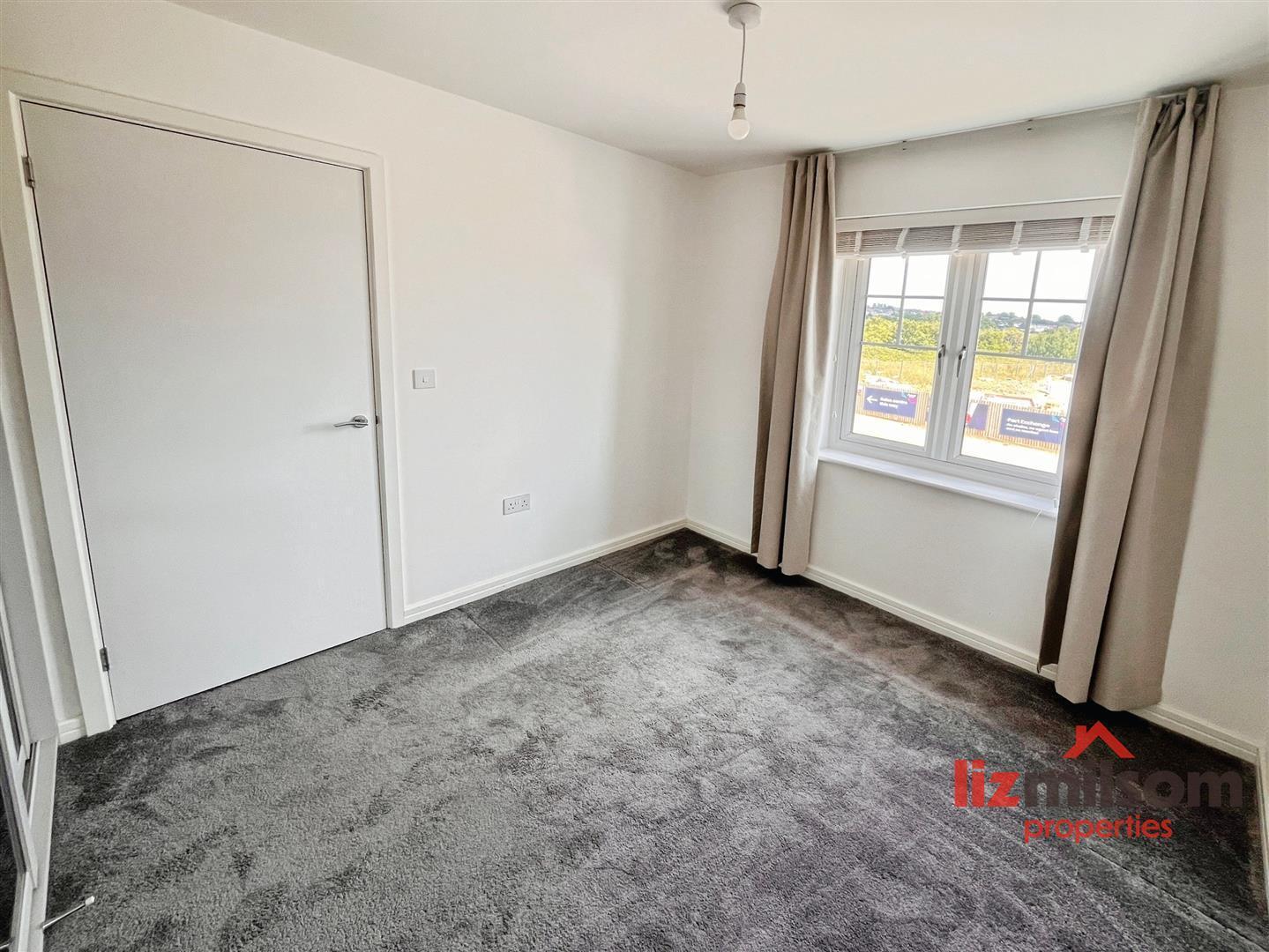 Emerald Gardens, Newhall, Swadlincote Image 13