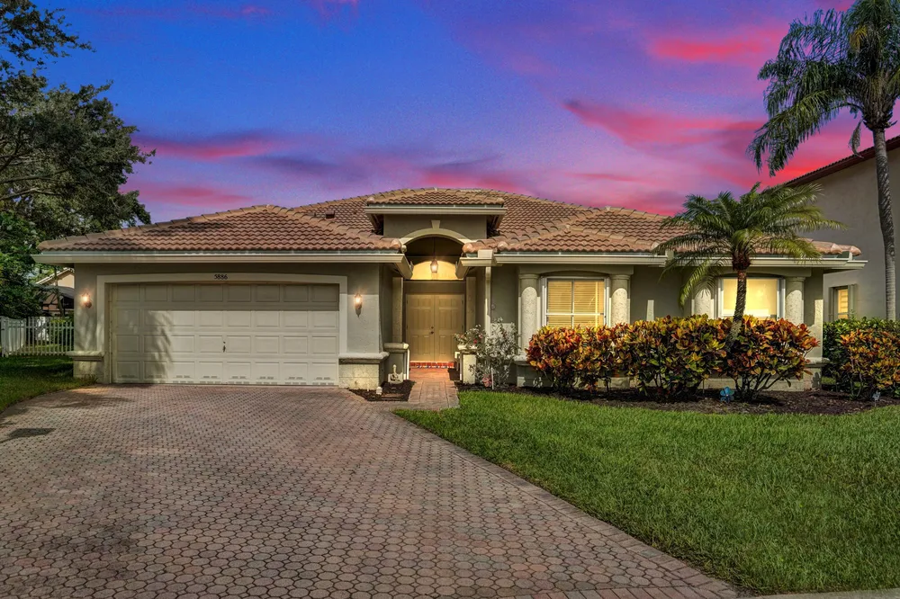 5886 Bay Hill Circle, Lake Worth Beach, FL 33463