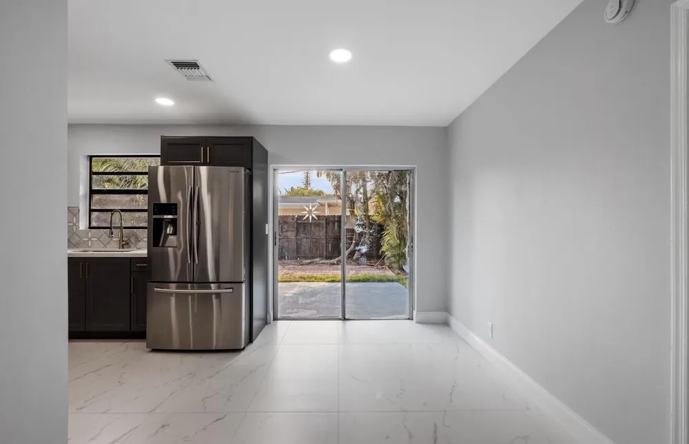 1661 NW 1st Ave, Pompano Beach, FL 33060