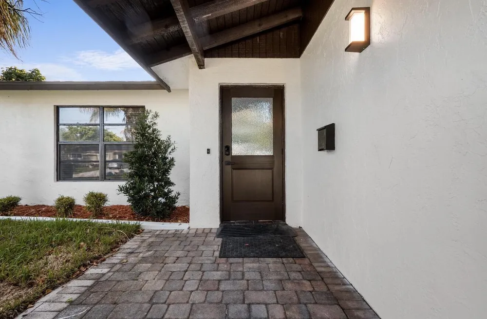 1661 NW 1st Ave, Pompano Beach, FL 33060