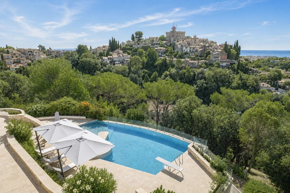 Cagnes-sur-Mer (Centre-ville), 06800, France