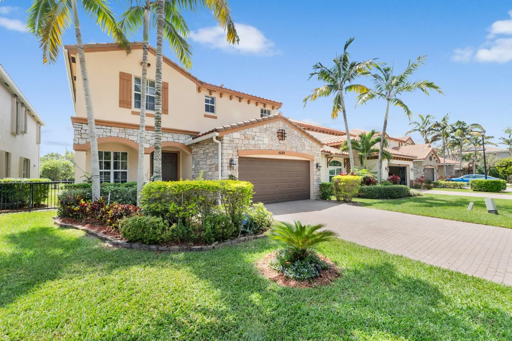 4684 Veteran Terrace, Lake Worth Beach, FL 33463