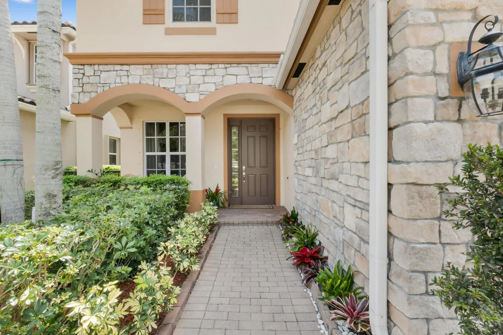 4684 Veteran Terrace, Lake Worth Beach, FL 33463