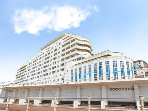 Marine Court, St. Leonards-On-Seaphoto