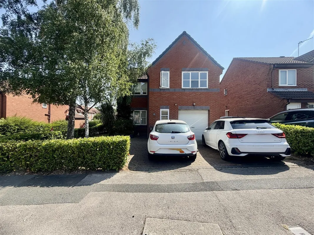 Pinders Green Drive, Methley, Leeds
