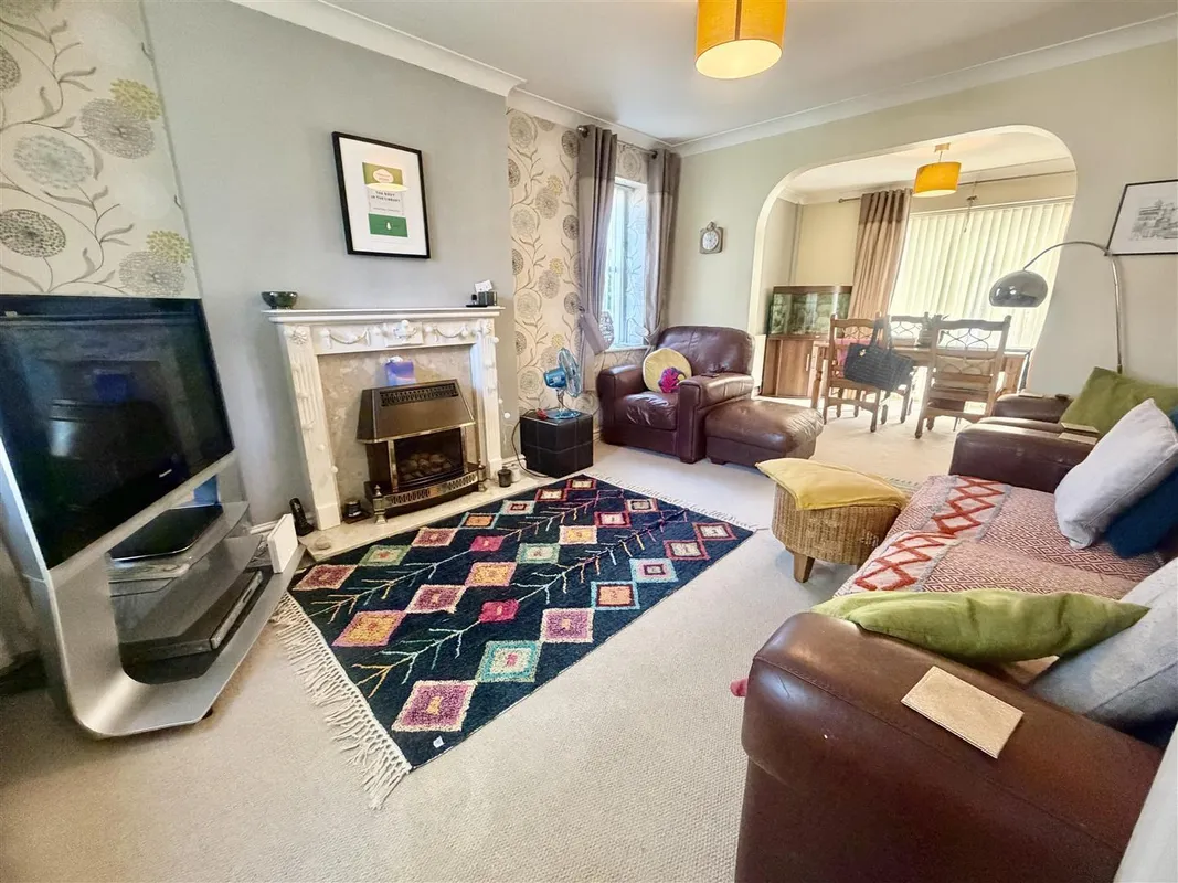 Pinders Green Drive, Methley, Leeds