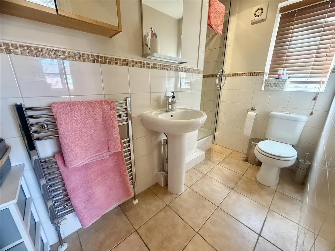 Pinders Green Drive, Methley, Leeds