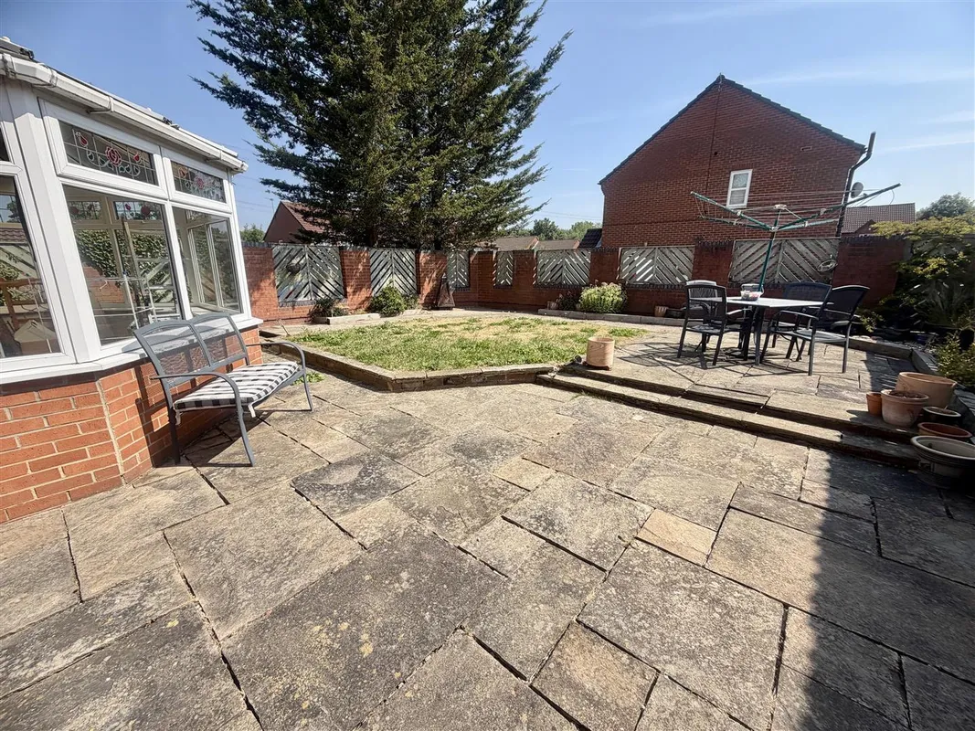 Pinders Green Drive, Methley, Leeds
