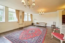 Lady Lane, Bingley