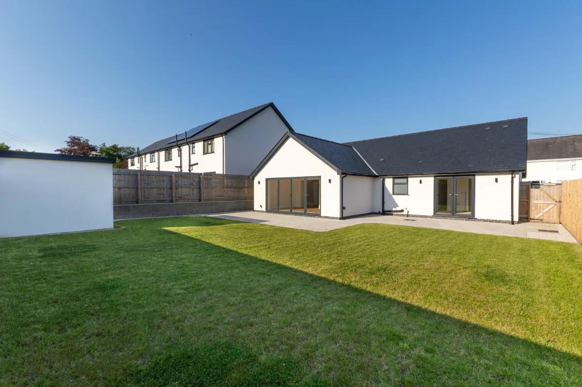 Talwrn, Llangefni, Isle Of Anglesey, LL77