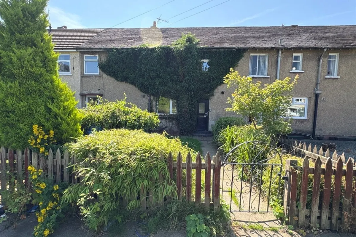 Birtwistle Avenue, COLNE