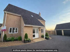 Kitchener Close, Lakenheath, BRANDON photo