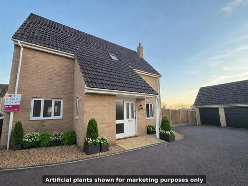 Kitchener Close, Lakenheath, BRANDONphoto