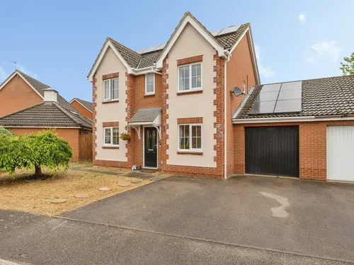 Stirling Close, Drayton, Norwichphoto