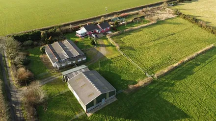 Cwrtnewydd, Llanybydder, SA40