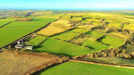Cwrtnewydd, Llanybydder, SA40