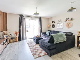Larimar Road, Wellingborough thumb 3