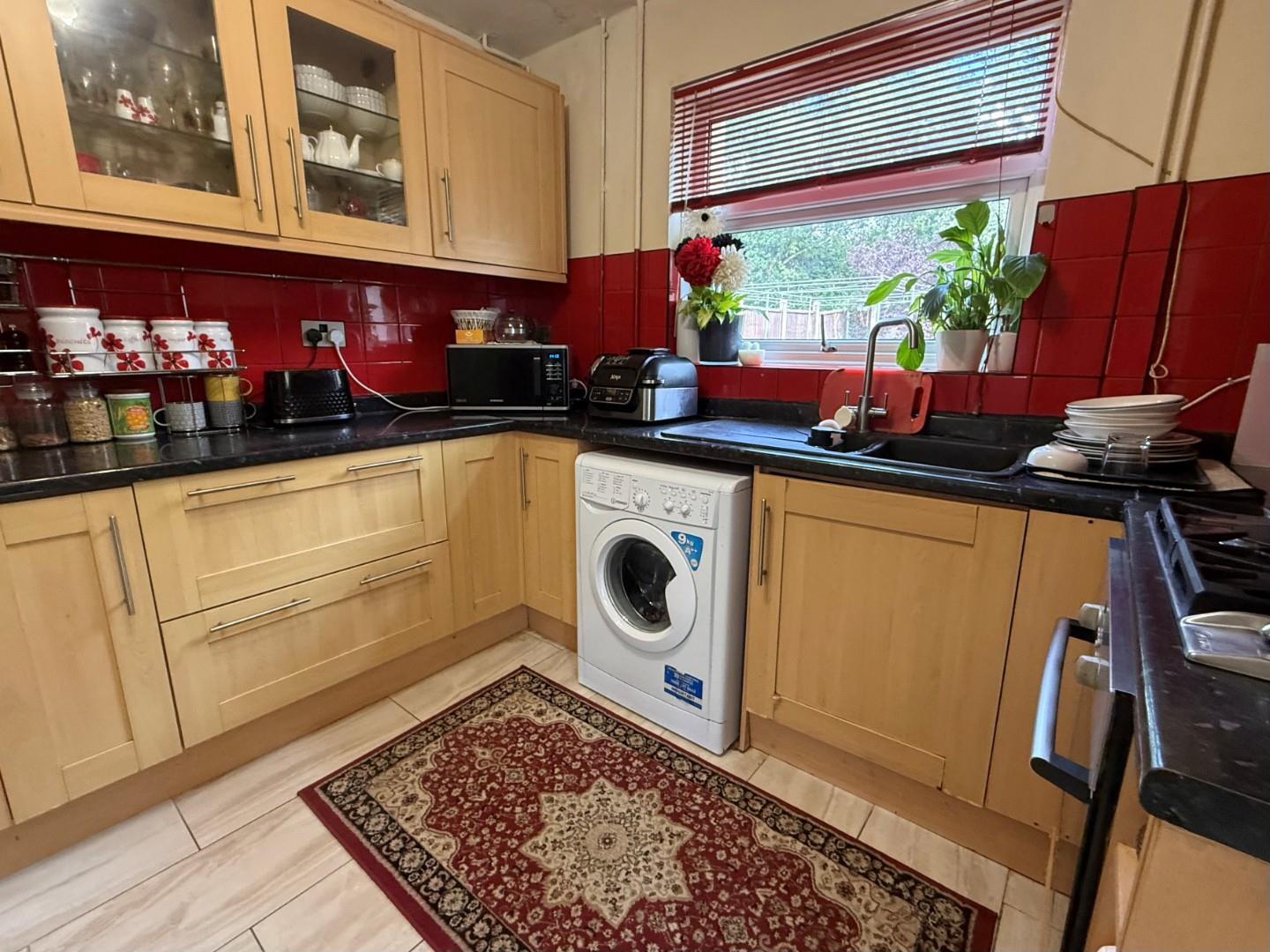 Kingsland Close, Northampton Image 6