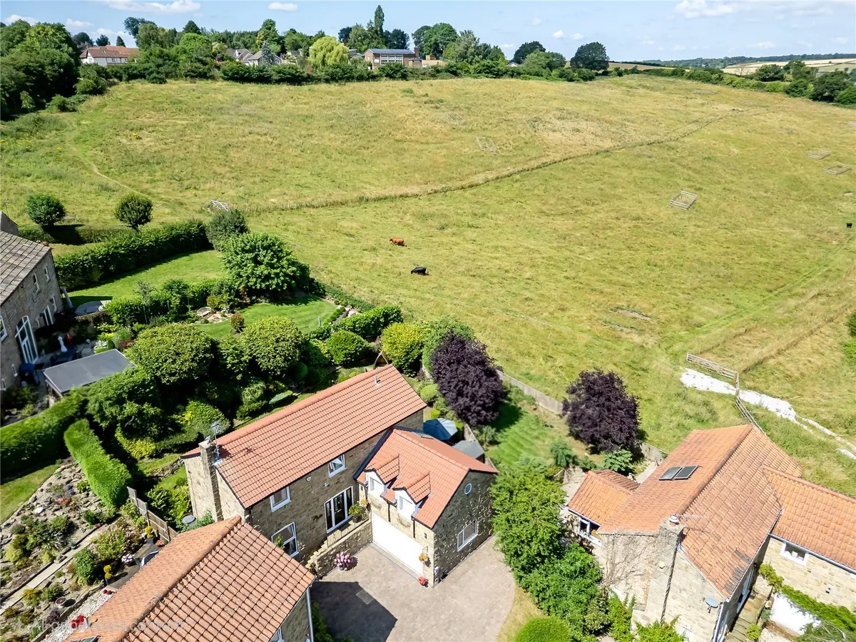 Cornmill Lane, Bardsey, LS17