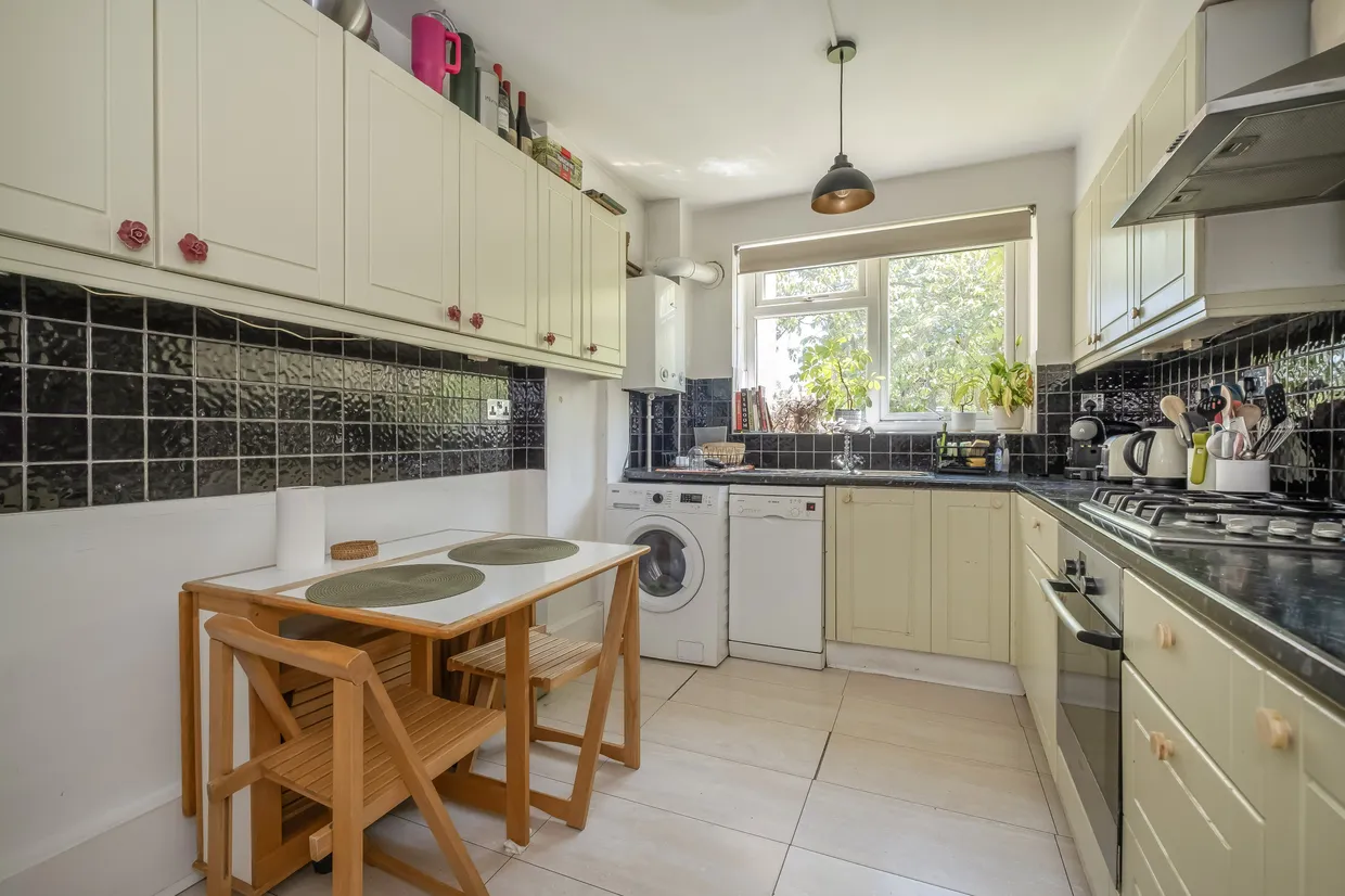 Putney Hill, London, SW15 photo 4