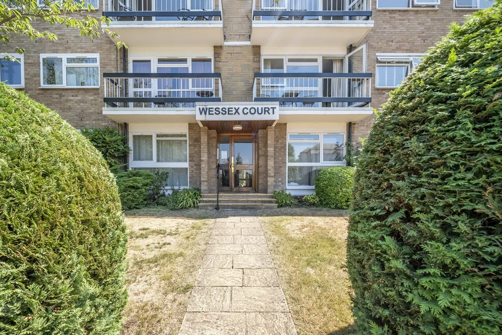 Putney Hill, London, SW15 photo 11