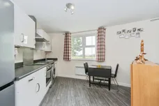 Morris Road, Castleford