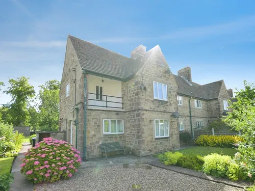 Holywell, Bakewellphoto