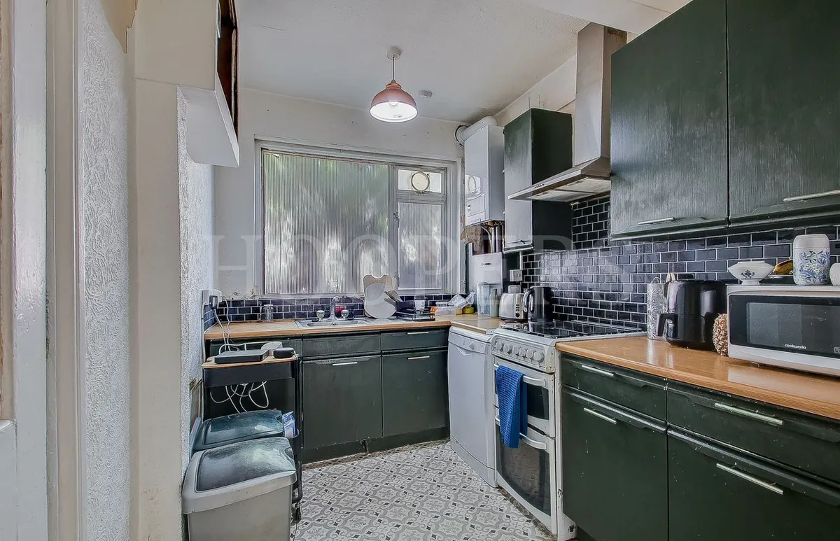 Lansdowne Grove, London, NW10