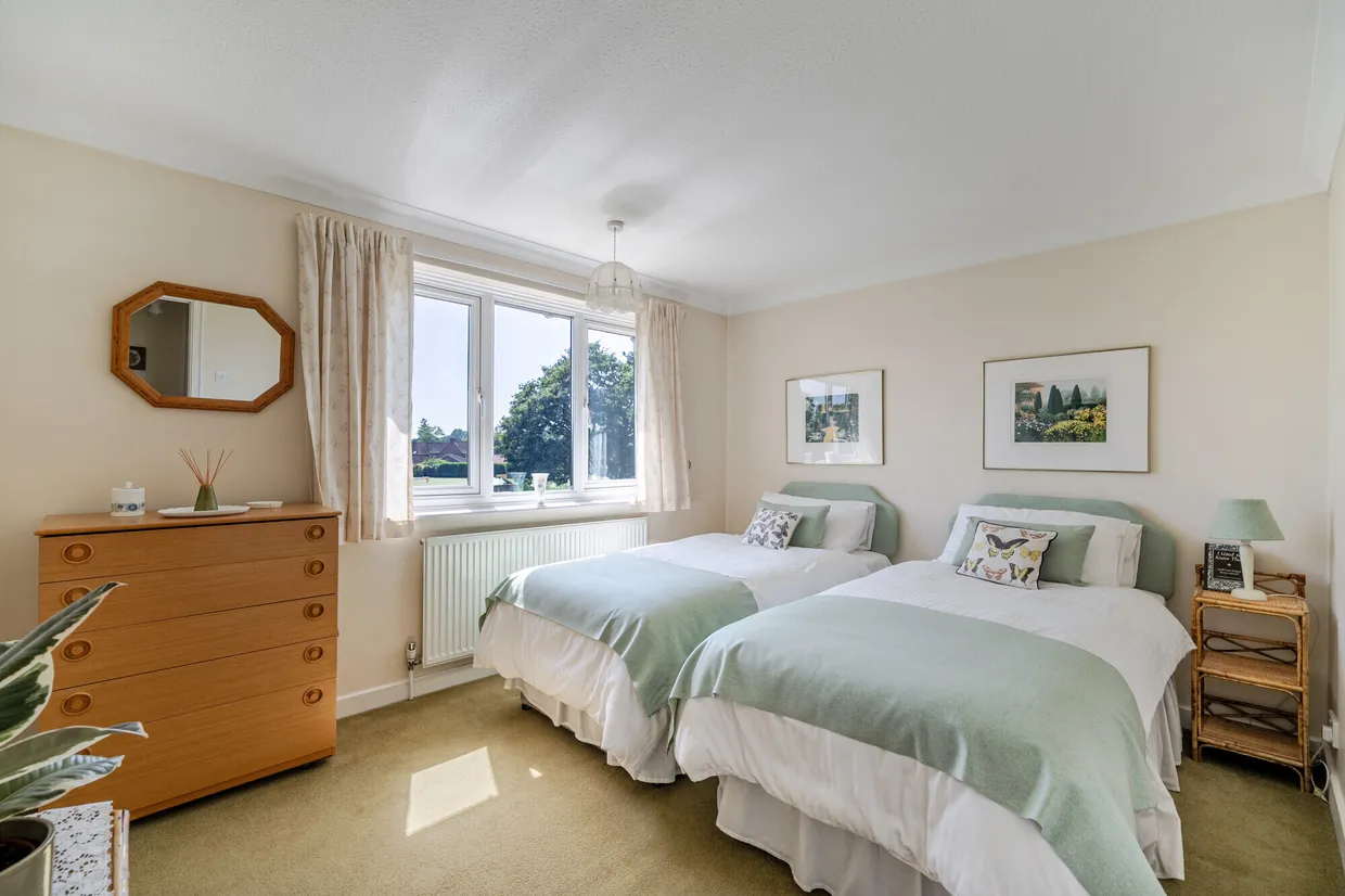 Willow Park, Stoke Poges, SL2 photo 12
