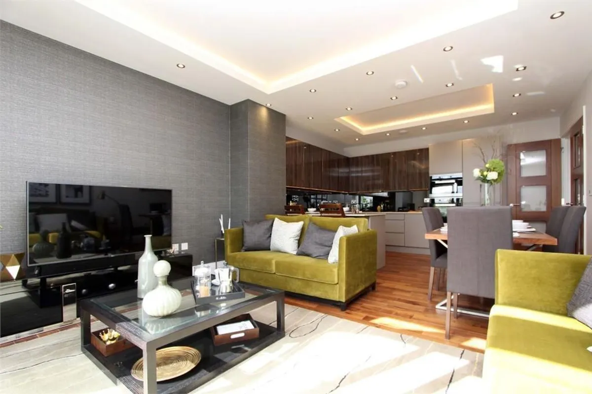 Muswell Hill, Muswell Hill, LONDON