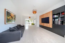 Onslow Gardens London N10 photo 12