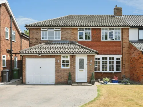 High Wood Road, Hoddesdonphoto