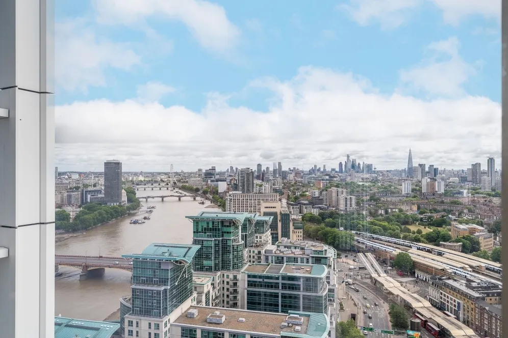 Nine Elms Lane London SW8 photo 8