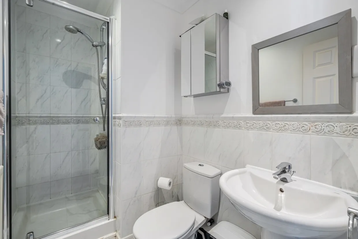 Tower Place Warlingham CR6 photo 13