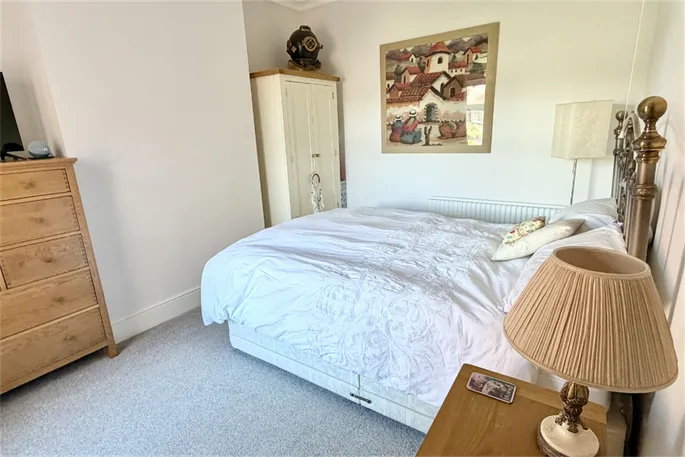 Property carousel image 37