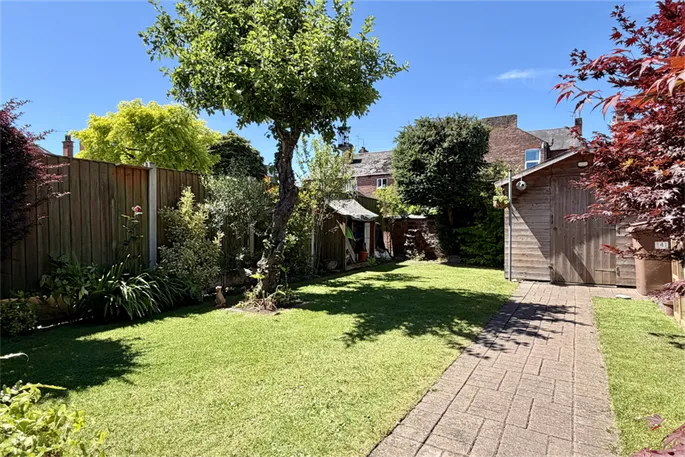 Property carousel image 42