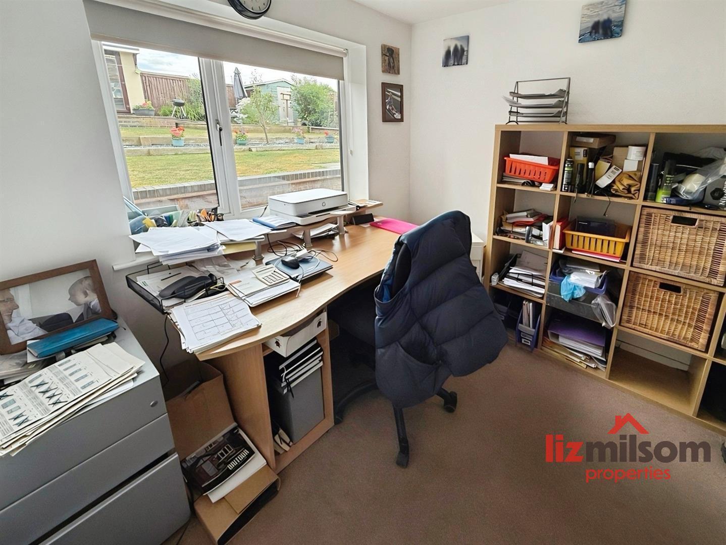 Queens Drive, Swadlincote Image 10