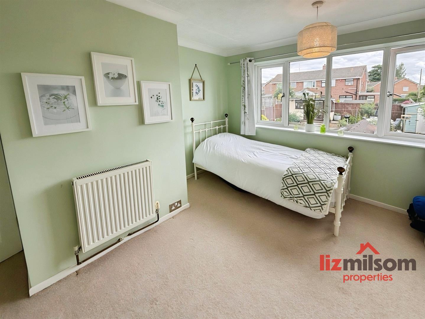 Queens Drive, Swadlincote Image 20