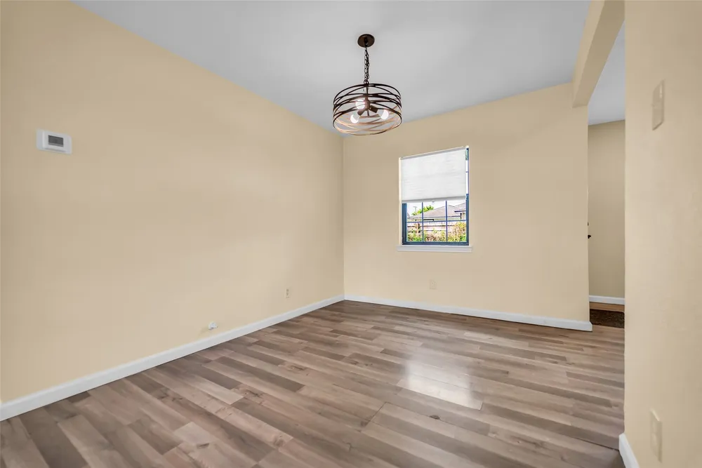 2915 Robertson St, Houston, TX 77009