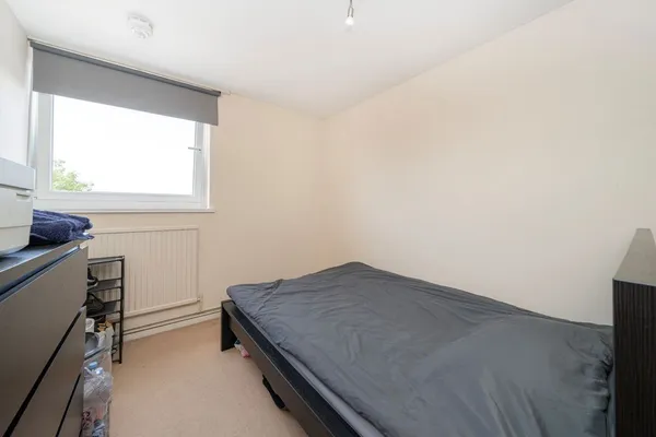 Manor Court, Weybridge, KT13 photo 6