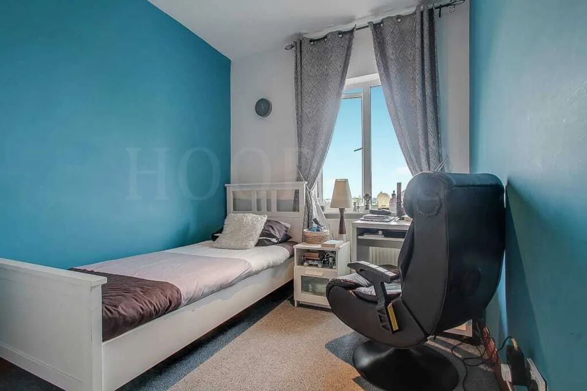 Dollis Hill Lane, London, NW2