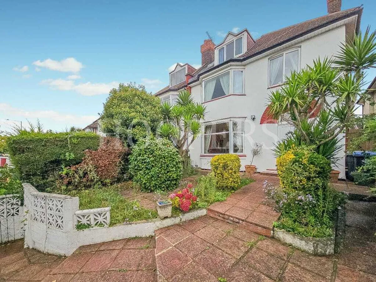 Dollis Hill Lane, London, NW2