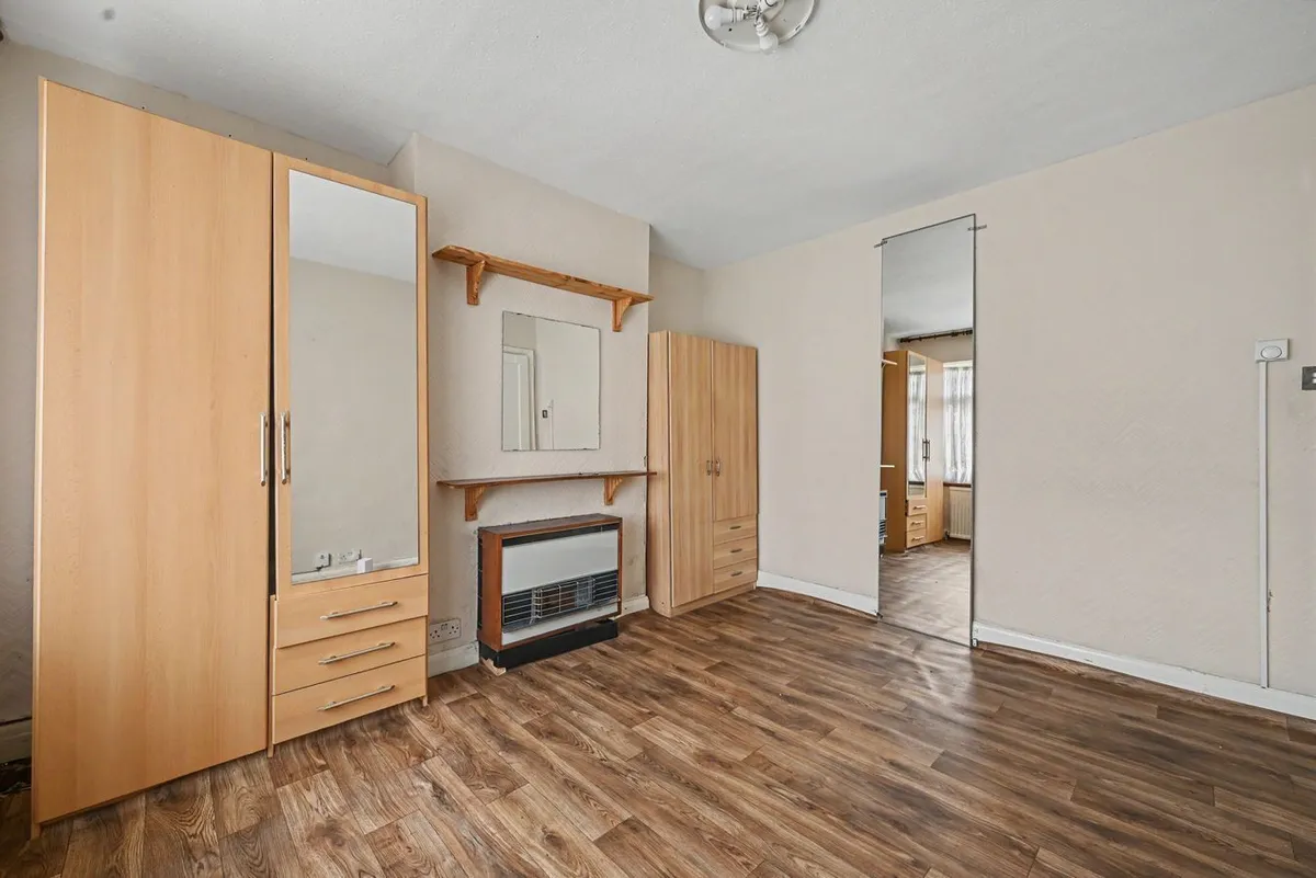 Ballards Road, London, NW2