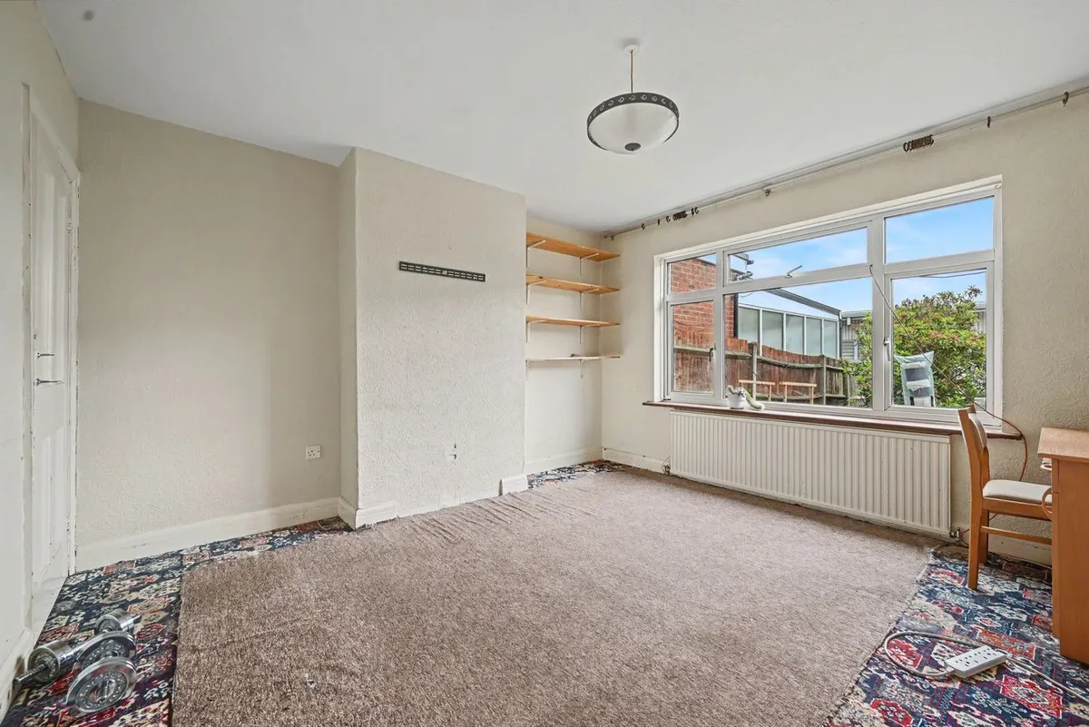 Ballards Road, London, NW2