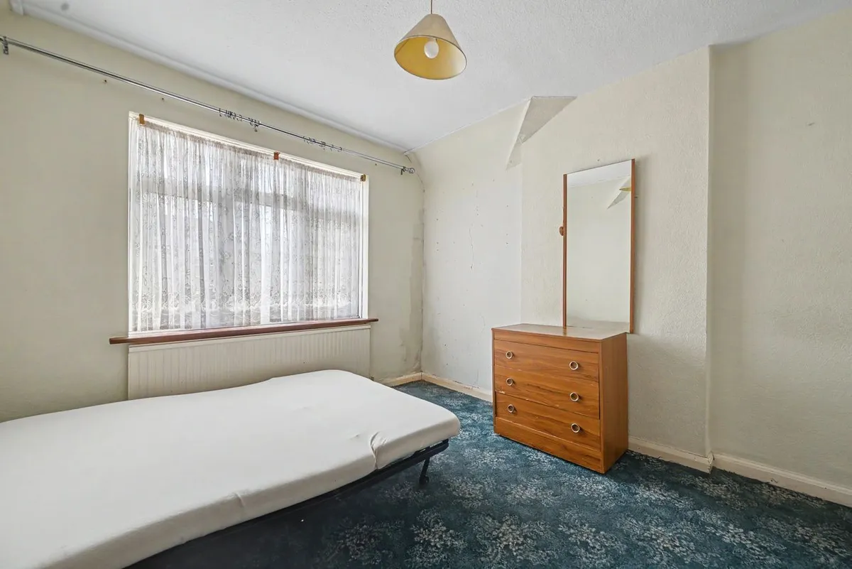 Ballards Road, London, NW2