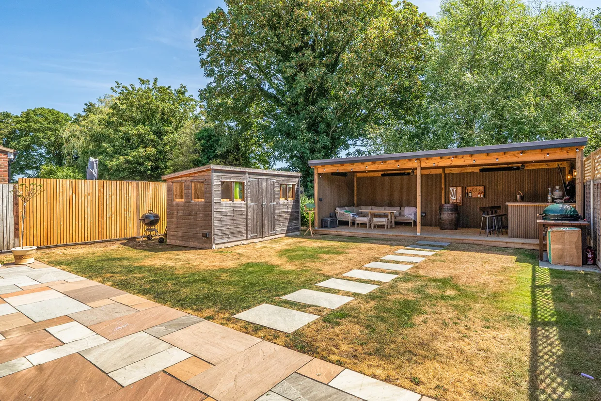 Willowbed Drive, Chichester, PO19 photo 14