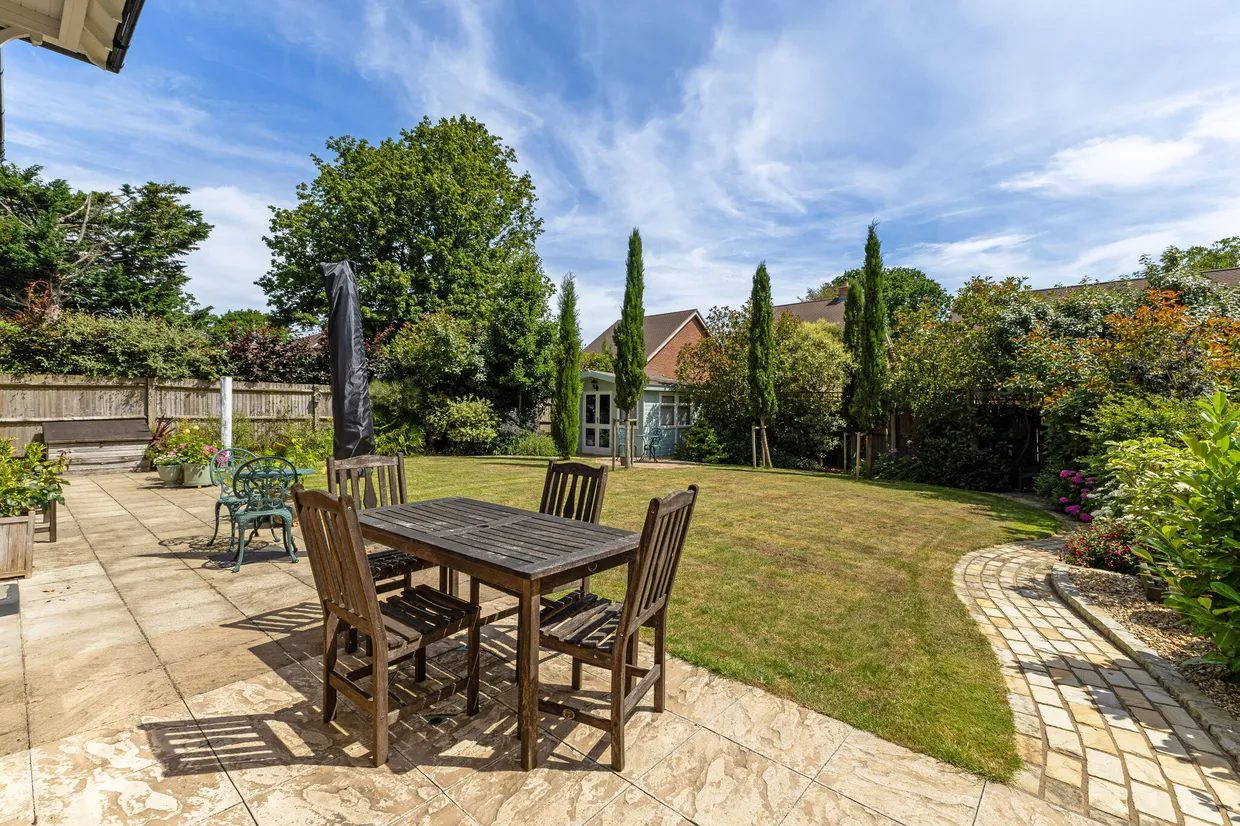 Watercress Way, Medstead, GU34 photo 2