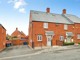 Setters Way, Roade, Northampton photo