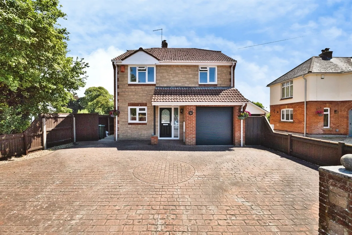 Wraxhill Road, YEOVIL