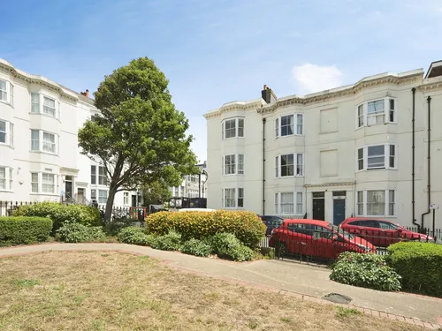 Clarence Square, Brightonphoto